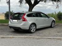 Usado Volvo V60 Momentum 112 HP (82 kW) 2012 Carrinha