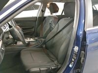 Usado BMW 318 150 HP (110 kW) 2017 Azul Carrinha