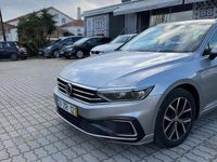 Usado VW Passat 218 HP (160 kW) 2019 Cinzento Carrinha