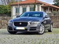 Usado Jaguar XE Portfolio 180 HP (132 kW) 2017 Cinza Sedan