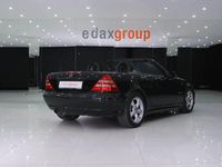 Usado Mercedes SLK200 163 HP (119 kW) 2003 Preto Cabrios