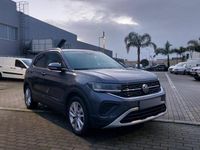 Usado VW T-Cross 116 HP (85 kW) 2024 Cinza SUV