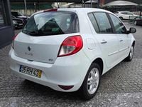 Usado Renault Clio II Dynamique 90 HP (66 kW) 2011 Branco