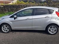 Usado Ford Fiesta Titanium 80 HP (58 kW) 2014 Citadino