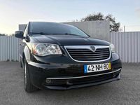 Usado Lancia Voyager 163 HP (119 kW) 2012 Preto Monovolume