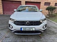 Usado VW T-Roc 110 HP (80 kW) 2023 Outra SUV