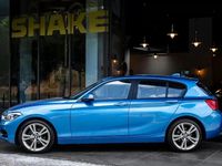 Usado BMW 118 Luxury Line 150 HP (110 kW) 2018 Azul Citadino