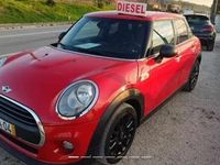 Usado Mini One D 95 HP (69 kW) 2018 Vermelho Citadino