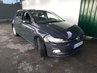 Usado VW Polo 80 HP (58 kW) 2018 Cinzento Citadino