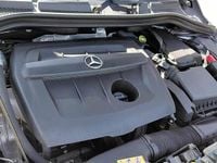 Usado Mercedes B180 109 HP (80 kW) 2017 Cinzento Monovolume