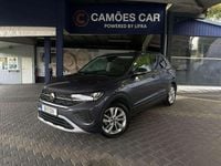 Usado VW T-Cross 95 HP (69 kW) 2024 Cinza SUV