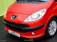 usado Peugeot 1007 1400 HDI 68CV 3P