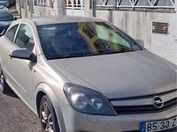 Usado Opel Astra GTC 100 HP (73 kW) 2005