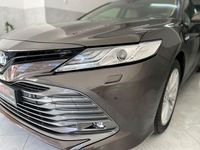 Usado Toyota Camry 218 HP (160 kW) 2021 Castanho Sedan
