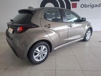 Usado Toyota Yaris Hybrid Comfort 115 HP (84 kW) 2024 Outro