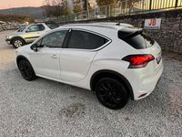 Usado DS Automobiles DS4 So Chic 120 HP (88 kW) 2018 Branco Citadino