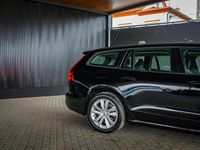 Usado Volvo V60 197 HP (144 kW) 2020 Preto Carrinha