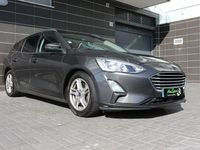 Usado Ford Focus 120 HP (88 kW) 2018 Cinzento Carrinha