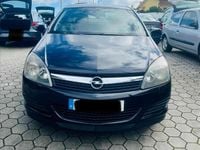 Usado Opel Astra GTC 110 HP (80 kW) 2008 Preto