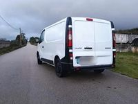 Usado Renault Trafic Zen 120 HP (88 kW) 2015 Branco Monovolume