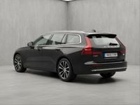 Usado Volvo V60 350 HP (257 kW) 2023 Preto Carrinha