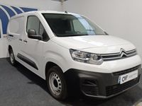 Usado Citroën Berlingo 102 HP (75 kW) 2023 Branco Monovolume