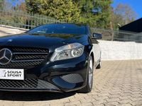 Usado Mercedes A160 Style 90 HP (66 kW) 2015 Preto