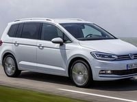 Usado VW Touran Comfortline 150 HP (110 kW) 2022 Cinzento Monovolume