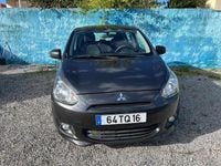 Usado Mitsubishi Space Star 71 HP (52 kW) 2013 Cinzento Citadino