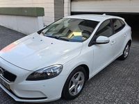 Usado Volvo V40 Kinetic 120 HP (88 kW) 2016 Sedan