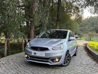 Usado Mitsubishi Space Star 80 HP (58 kW) 2017 Cinzento Citadino