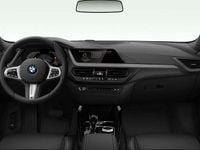 Usado BMW 116 Efficient Dynamics 116 HP (85 kW) 2024 Preto sapphire metalizada Citadino