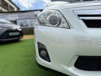 Usado Toyota Auris 140 HP (102 kW) 2011 Branco Citadino