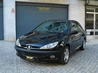Usado Peugeot 206 GTi 110 HP (80 kW) 2001 Preto Coupé