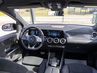 Usado Mercedes B200 AMG line 150 HP (110 kW) 2022 Cinza antracite Monovolume