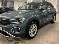Usado VW T-Roc 110 HP (80 kW) 2025 Azul SUV