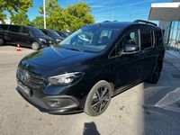 Usado Mercedes T180 Progressive 116 HP (85 kW) 2023 Preto Monovolume