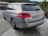Usado Peugeot 308 SW 130 HP (95 kW) 2020 Cinzento Carrinha