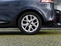 Usado Renault Clio IV 90 HP (66 kW) 2019 Cinzento Carrinha