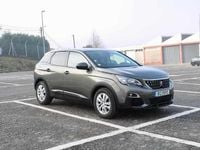 Usado Peugeot 3008 120 HP (88 kW) 2017 Verde SUV