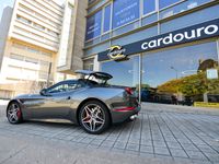 Usado Ferrari California 560 HP (411 kW) 2016 Cinzento Cabrios