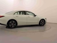 Usado Mercedes CLA180 116 HP (85 kW) 2024 Branco Sedan