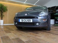 Usado Fiat Punto Lounge 85 HP (62 kW) 2014 Cinza Citadino