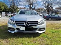 Usado Mercedes C180 116 HP (85 kW) 2015 Cinzento Sedan