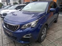 Usado Peugeot 3008 130 HP (95 kW) 2019 Azul SUV