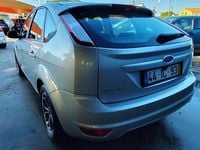 Usado Ford Focus Trend 90 HP (66 kW) 2009 Cinza Citadino