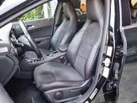 Usado Mercedes A180 AMG line 109 HP (80 kW) 2015 Preto