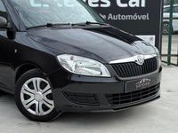 Usado Skoda Fabia Active 75 HP (55 kW) 2010 Preto Sedan