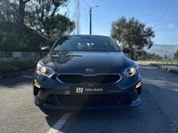 Usado Kia Ceed Sport 120 HP (88 kW) 2021 Cinza Citadino