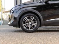 Usado Peugeot 5008 130 HP (95 kW) 2021 Preto Monovolume